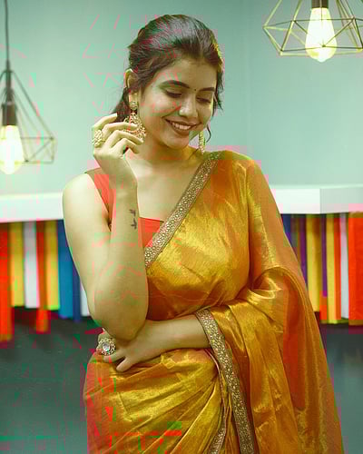 பட்டு... அருள்ஜோதி ஆரோக்கியராஜ்!